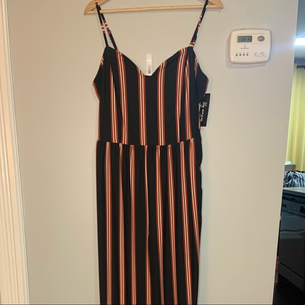 3/20$ Large jump suit from Giant Tiger. Can’t return. NWT.